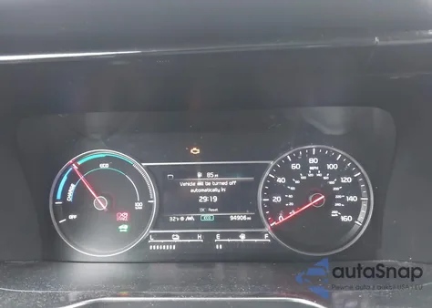 2022 Kia Sorento Hybrid S z USA, uszkodzony, nr VIN KNDRG4LG8N5084713